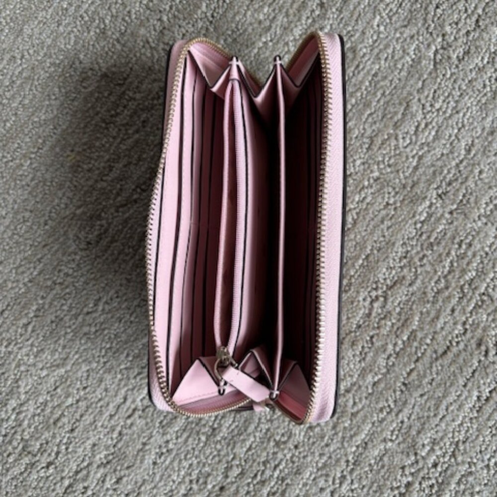 Kate Spade Pink Wallet, New without Tags - Picture 3 of 3
